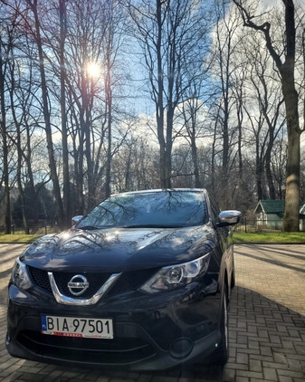 Nissan Qashqai cena 57500 przebieg: 59000, rok produkcji 2017 z Łomża małe 56